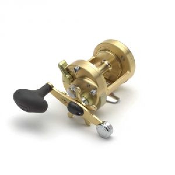 Катушка SHIMANO CALCUTTA 700 BSV RH (3+1 подш.)(0,35/400м)(544г.)(4.7:1)